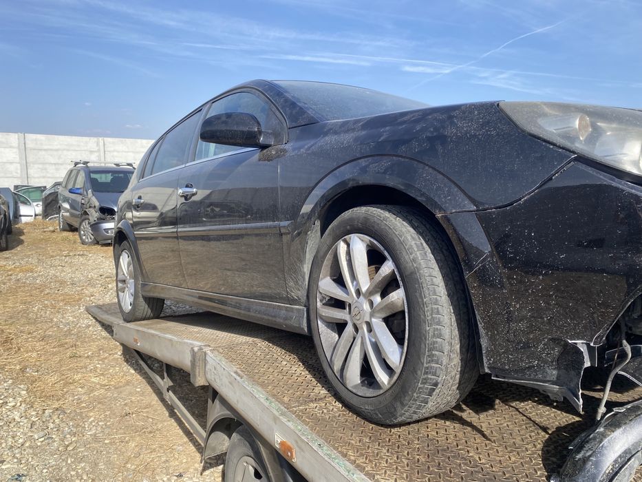 Vând injectoare Opel Signum 1.9 cdti euro 4 2007-2010