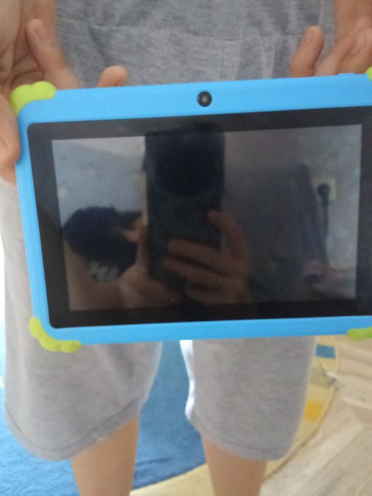 Продам планшет в хорошем состоянии детский.