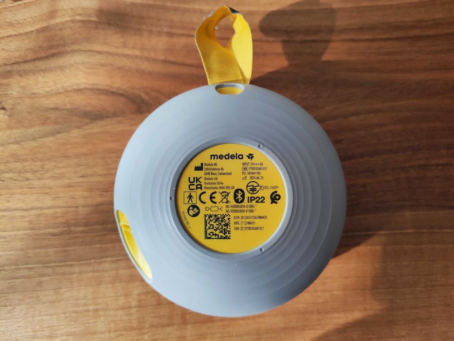 Двойна хендсфри помпа за кърма Medela Swing Maxi Hands-Free