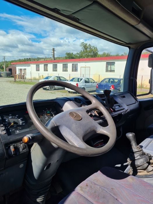 Vând Mercedes Atego 815