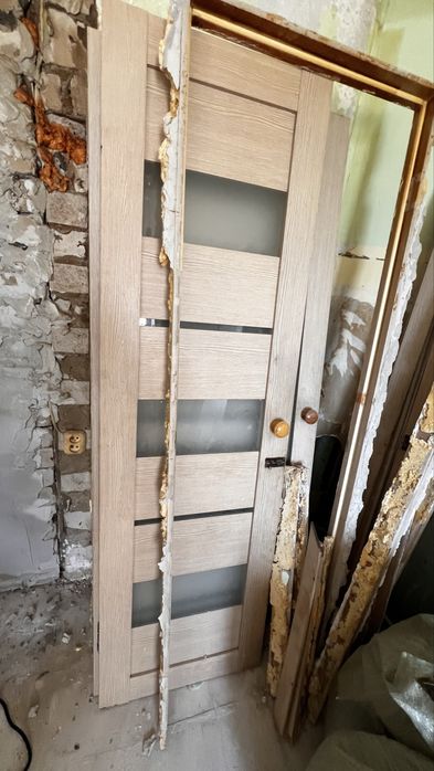 Продам двери межкомнатные