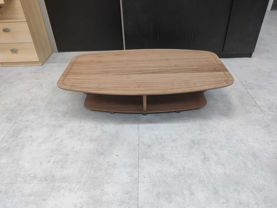 Masa  din lemn masiv  315 inaltime 1300 lungime 800 latime