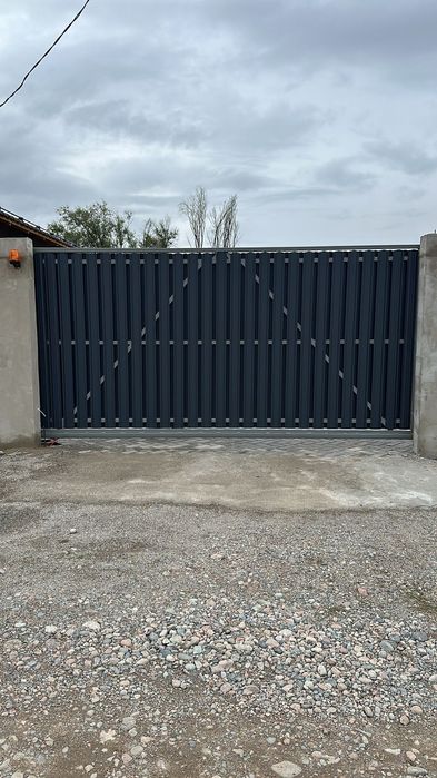 Продаётся евро штакетники