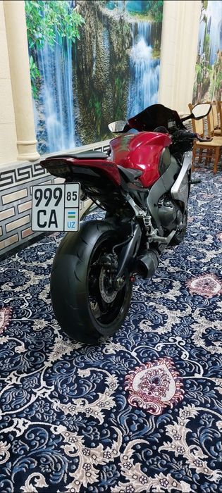 Honda cbr1000rr fireblade
