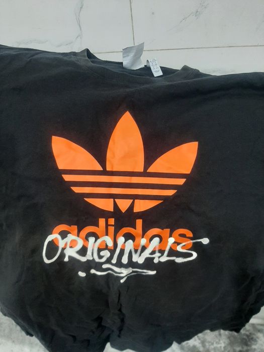 Продам футболку адидас