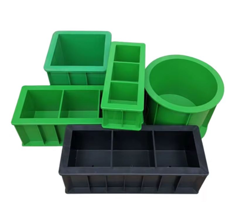 Продается кубик фрма 100х100х100 мм пластиковый и металлическая