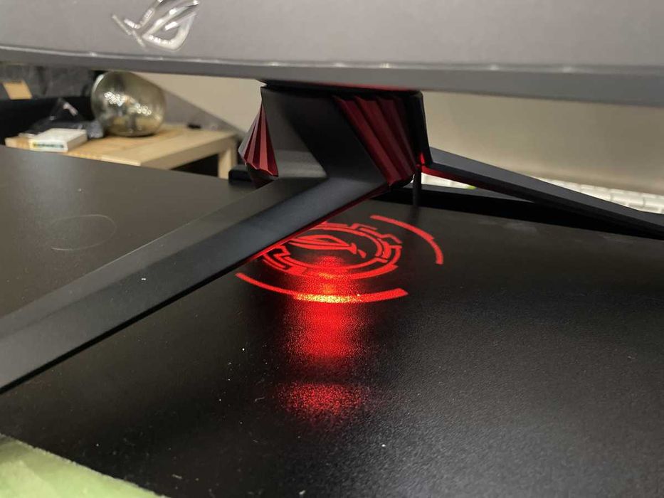 Монитор Asus Rog Strix XG27UQ 27" IPS 4K 144 Hz,