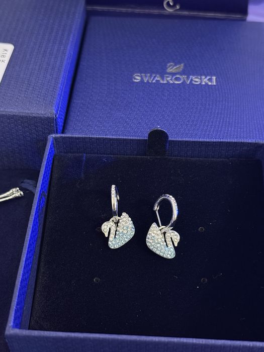 Cercei Swarovski argintii-albastrui