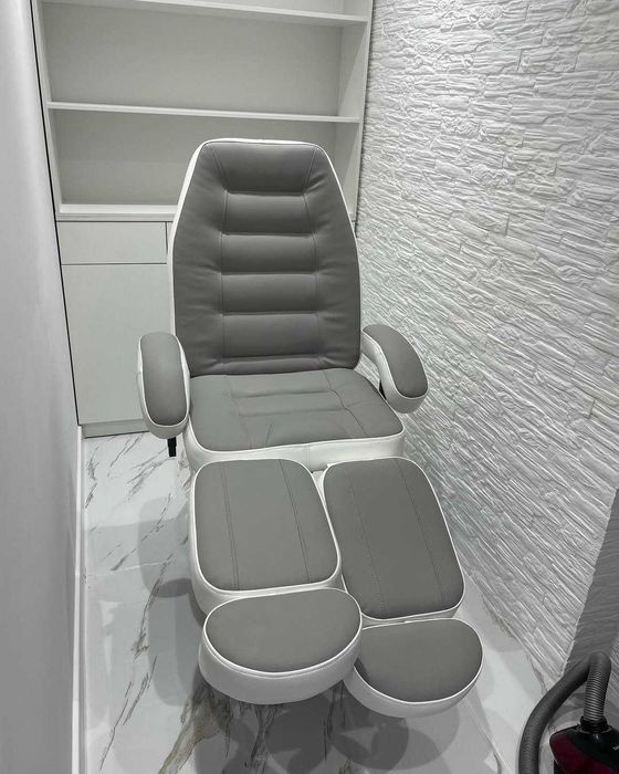 Кушетка для массажа, хиджамы, и косметологии  из первых рук