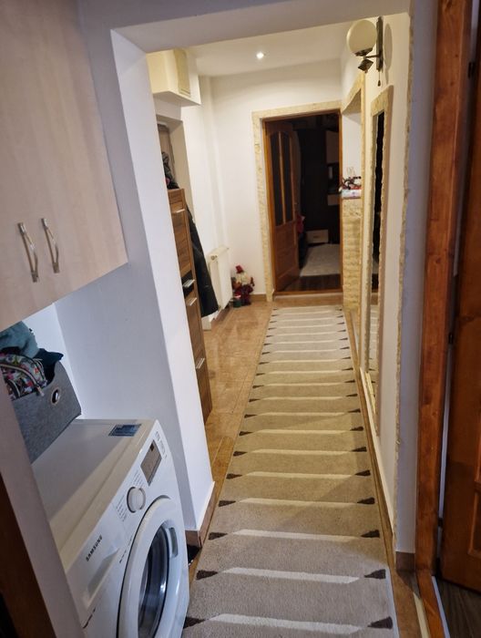 Apartament in Baciu cu garaj si parcare !