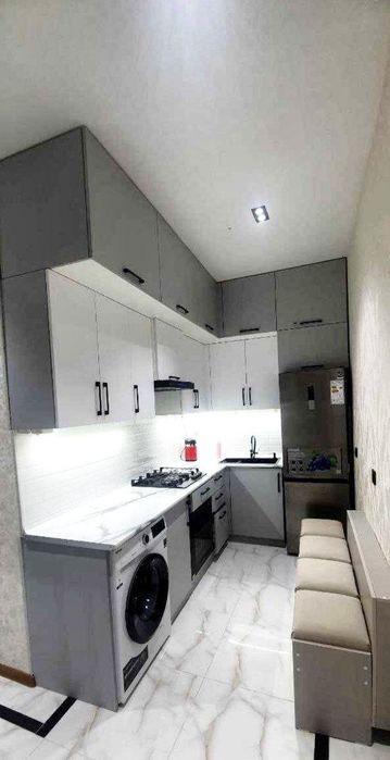 Вакзал Бирлант сити тўғрисидаги домда квартира зўдлик билан Сотилади