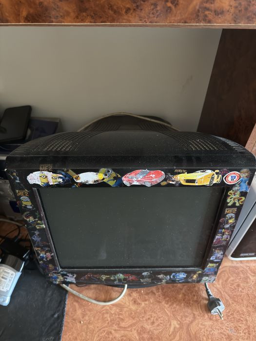 Прадаётся манитор Flatron адрес ттз-2