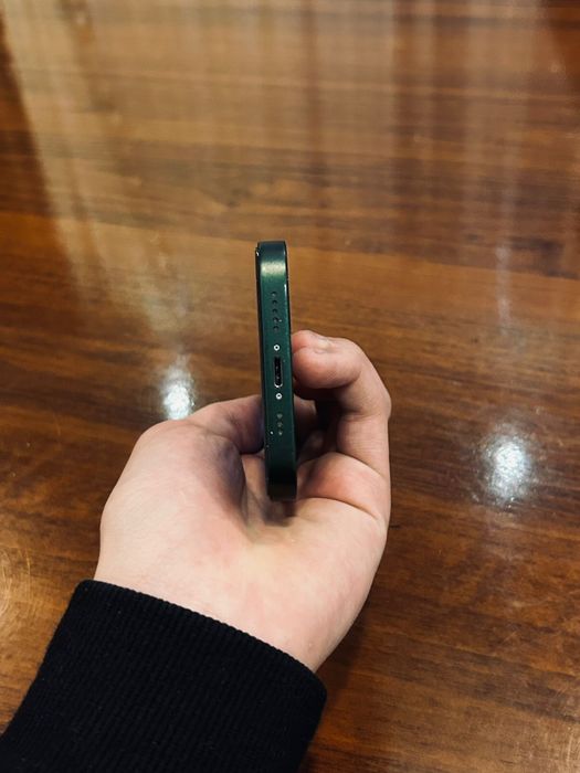 продам или обменяю iphone 13