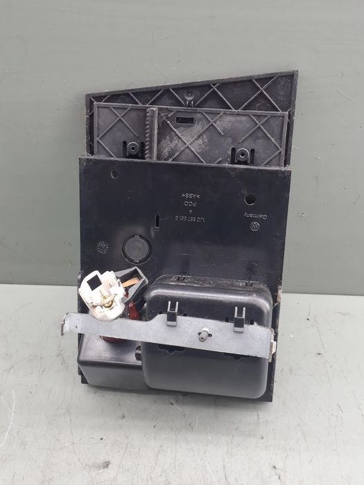 Scrumiera fata 1J0 857 961 G Volkswagen VW Golf 2002 1.6 MT (105 hp)