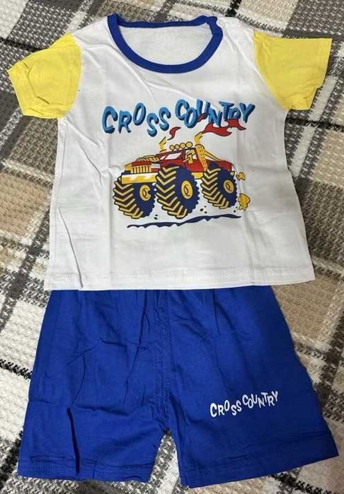 Летни комплекти за момче.