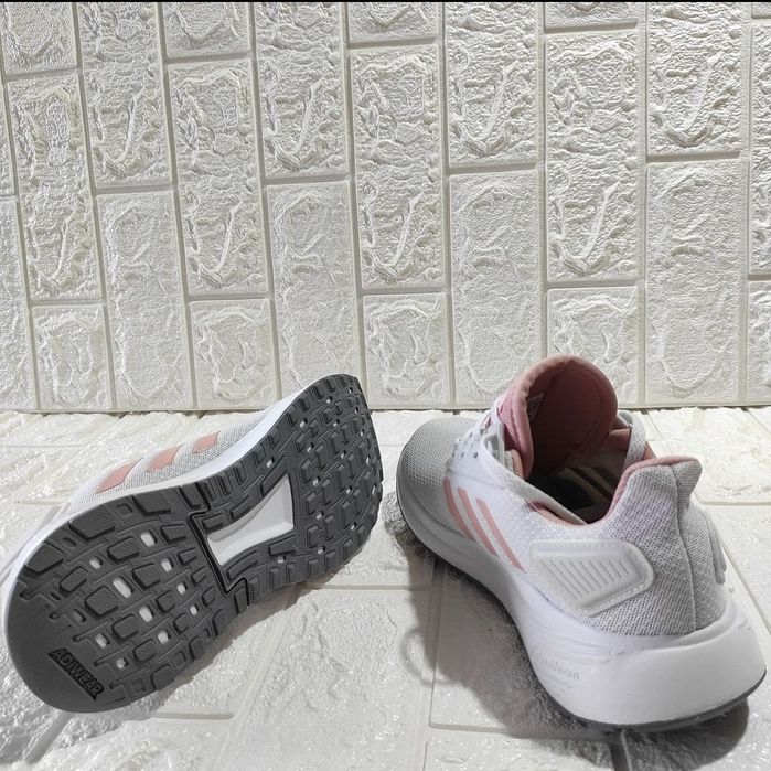 Încălțăminte Adidas