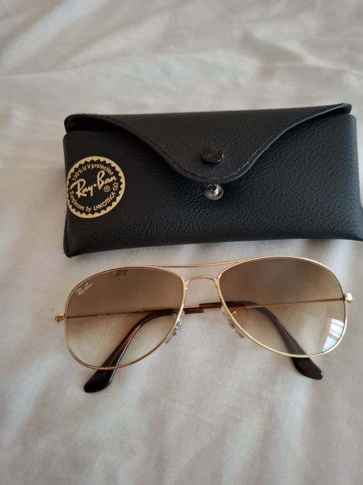 Vînd ochelari de soare Ray.Ban originale