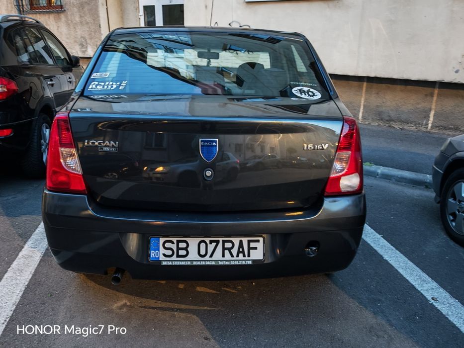 Vând Dacia Logan 1.6 16V