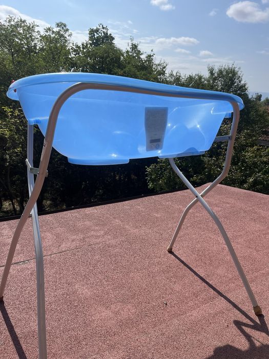 Вана със стойка и кош за памперси Tommee Tippee