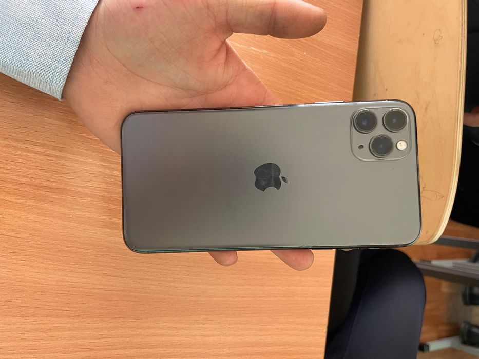 Аифон 11 про мах