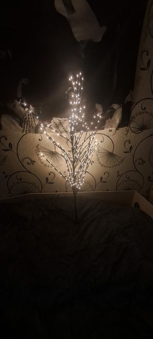 Светещо дърво без стойка