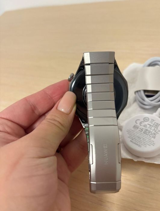 SmartWatch Huawei Watch GT 5 Pro - ca N O  U !