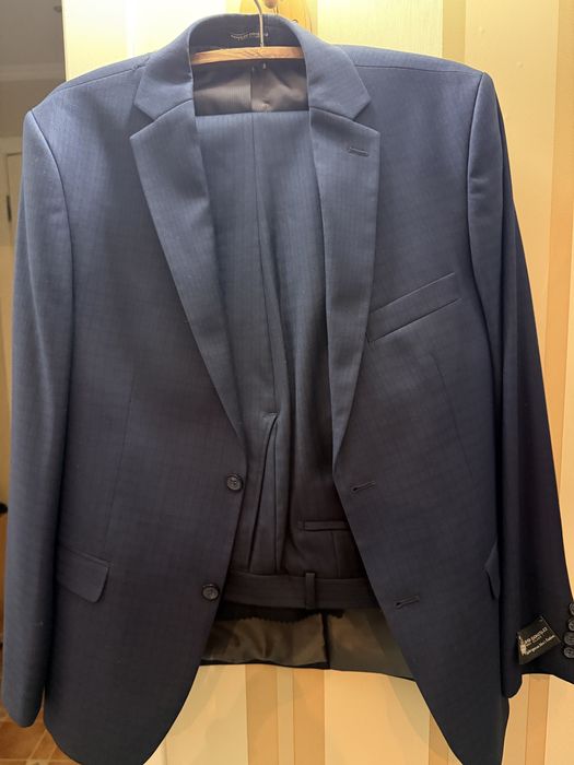 Продам мужской костюм