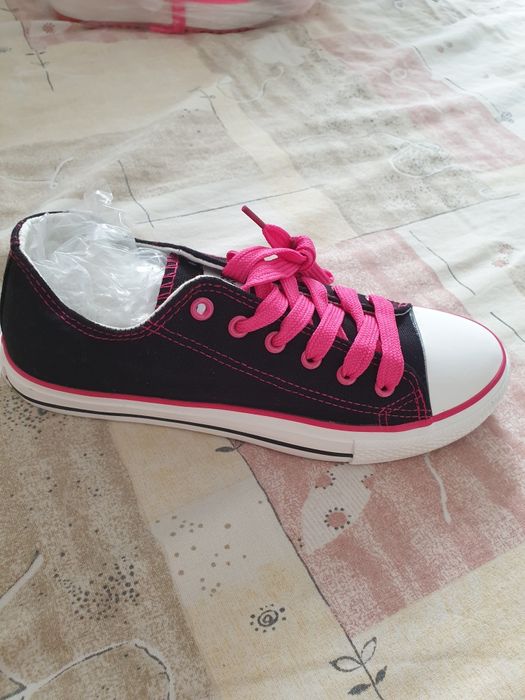 Нови дамски кецове булдозер