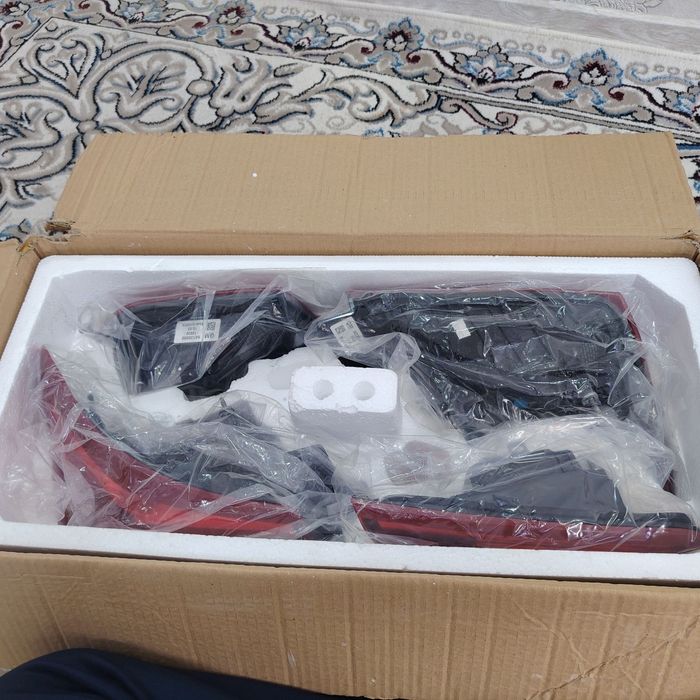 Malibu 2 orqa Stop fara GM yengi sotiladi