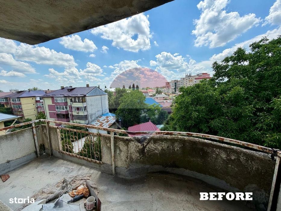 Apartament cu 3 camere de vânzare în zona Brailei