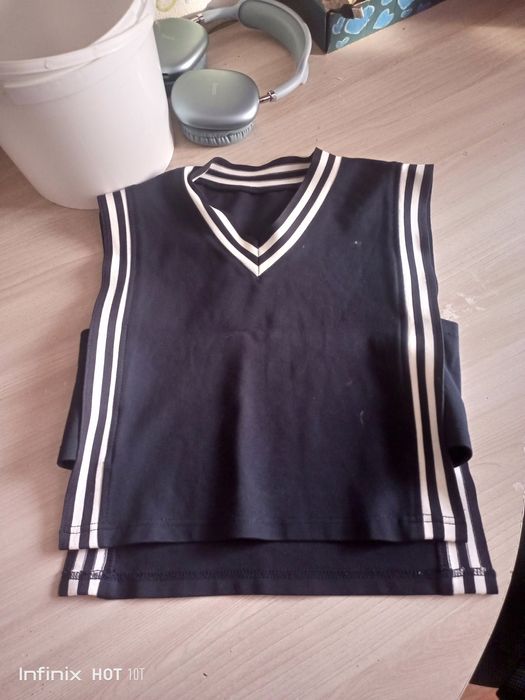 Без рукавка на девочку