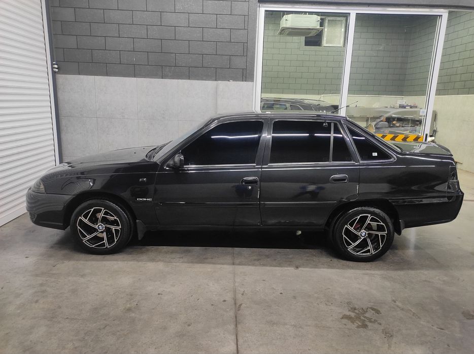 Продаю Nexia два