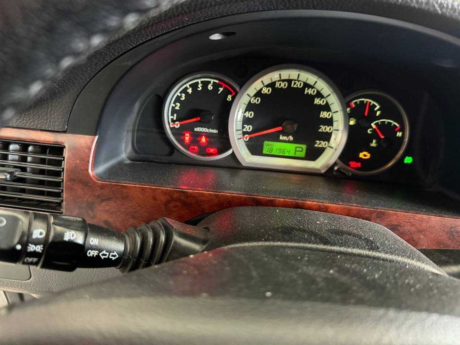 Lacetti 2013 yil 1.6 AT sotiladi