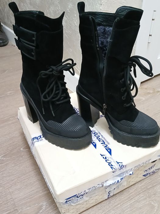 Сапоги зимние модные,тёплые