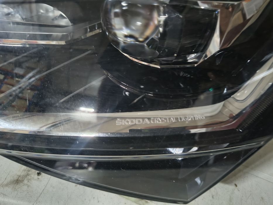 Far stânga full led complet Skoda Superb 3 facelift 3v1941015d