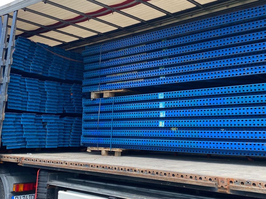 Rafturi metalice in stoc mai multe detli sunati