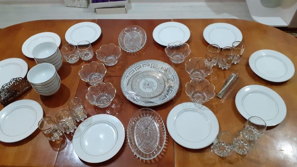 Посуда для столовых и для кухни