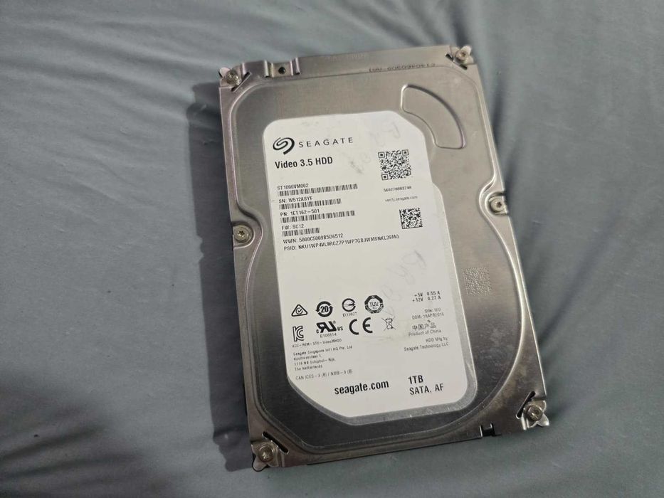 Hard disk Seagate Video 3.5 1TB Sata III 5900RPM 64Mb ST1000VM002