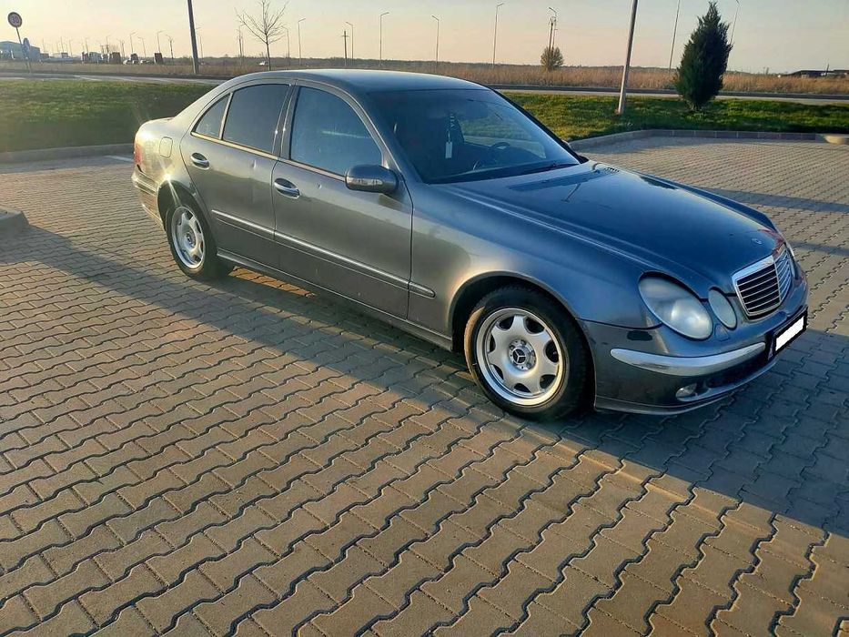 Mercedes E Classe W211, an 2005, motor 2.2 CDI, inmatr RO, acte la zi
