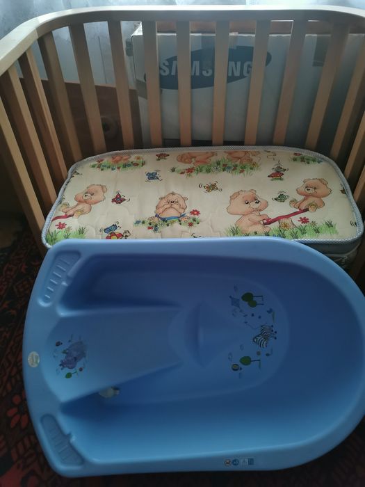 Поръчково мобилно легло "Мама и аз" с матрак, заоблени ръбове и подаръ