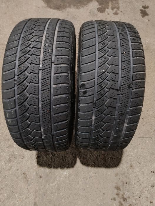 245/40R19 2шт OVATION