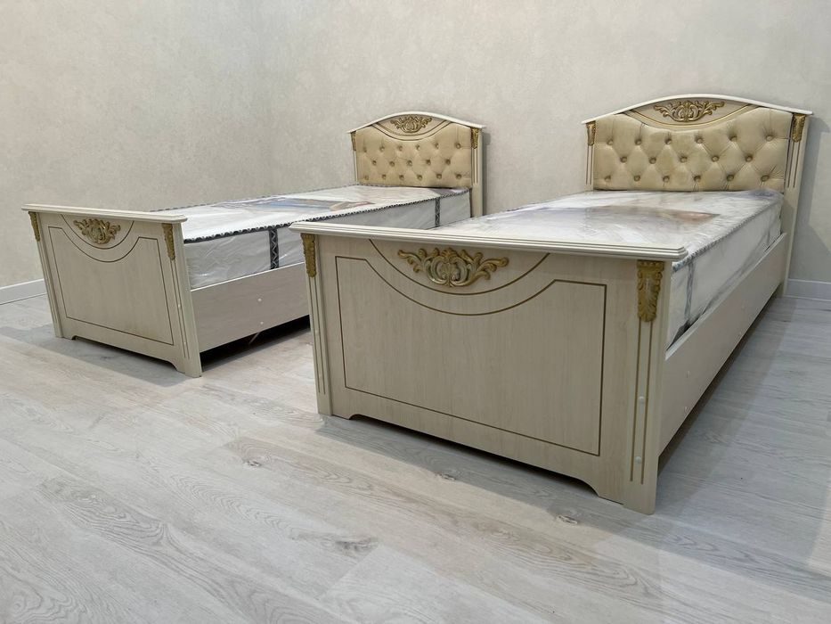 Крават  100% МДФ  с матрасом