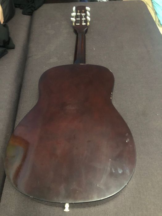 повседневная гитара