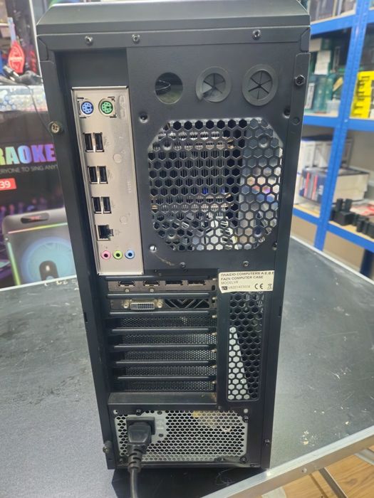 Компютър с i7 5960x , DDR4 32Gb , Video RX 580 8GB