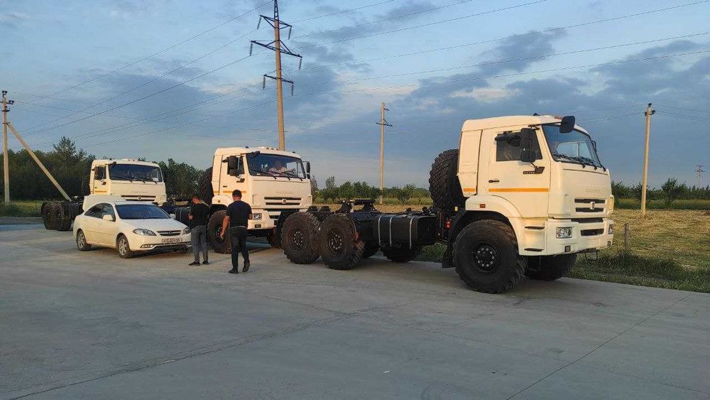 Седельный тягач полноприводный КАМАЗ вездеход 44108 6х6 В НАЛИЧИИ !!