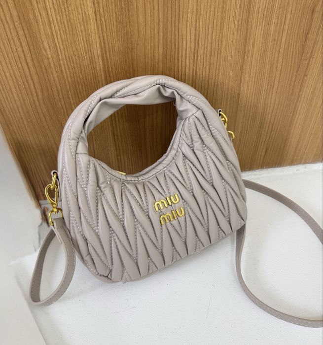 Дамска чанта Miu Miu