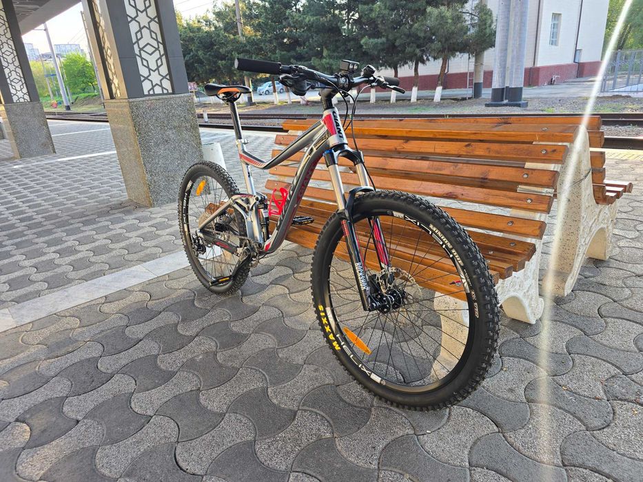 Giant trance 3 Двухподвес downhill bike