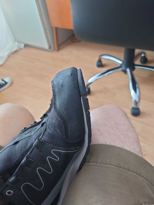 Adidași impermiabili