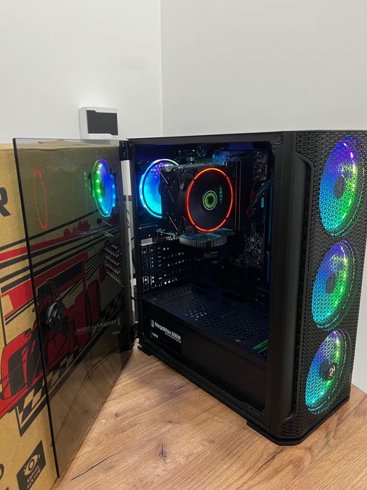 Игровой Компьютер с 27 Монитором 180 Герц