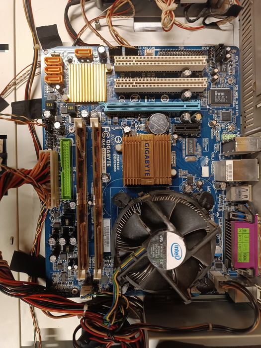 Моноблок на 775 сокет